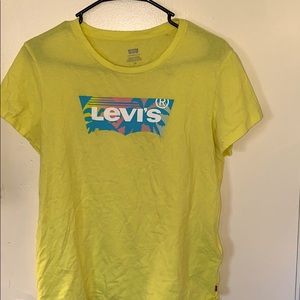 Levi’s casual tshirt